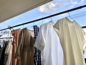 洗濯物　女性　一人暮らし