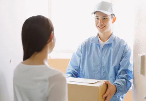 女性の一人暮らし 宅配 受け取り