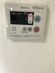 明和ハイム中野 402給湯器パネル