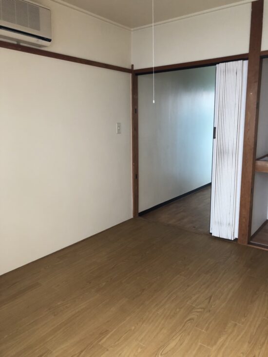  (内装)