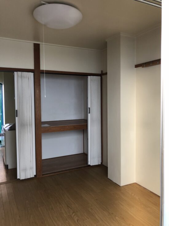  (内装)