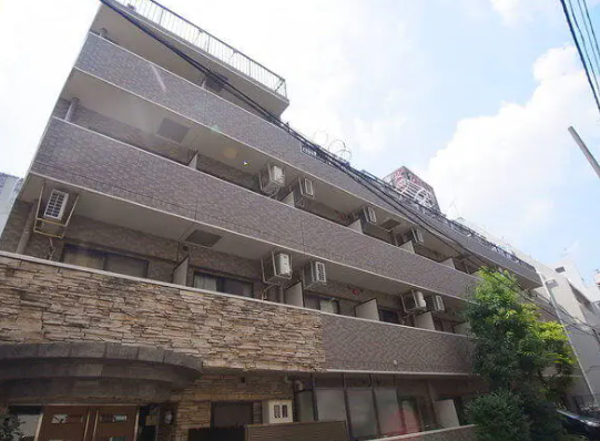 大通り沿い　賃貸物件　女性の一人暮らし